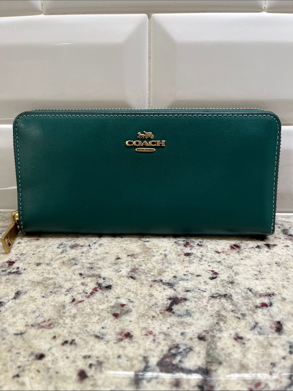 Coach Slim Zip Around Wallet in Dark Pine Smooth Leather EUC